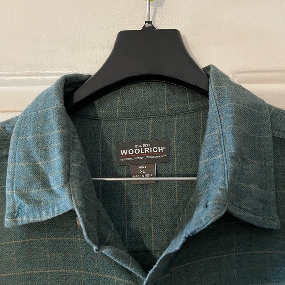 Mens WOOLRICH Flannel button down shirt ! - Picture 2 of 3